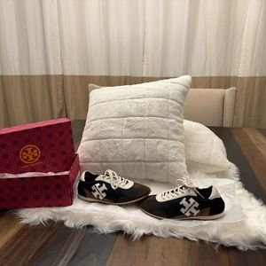 Tory Burch Low Top Sneakers